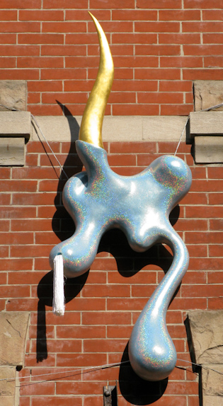 Drips - Exterior - Unihorn 05 IMG 5525